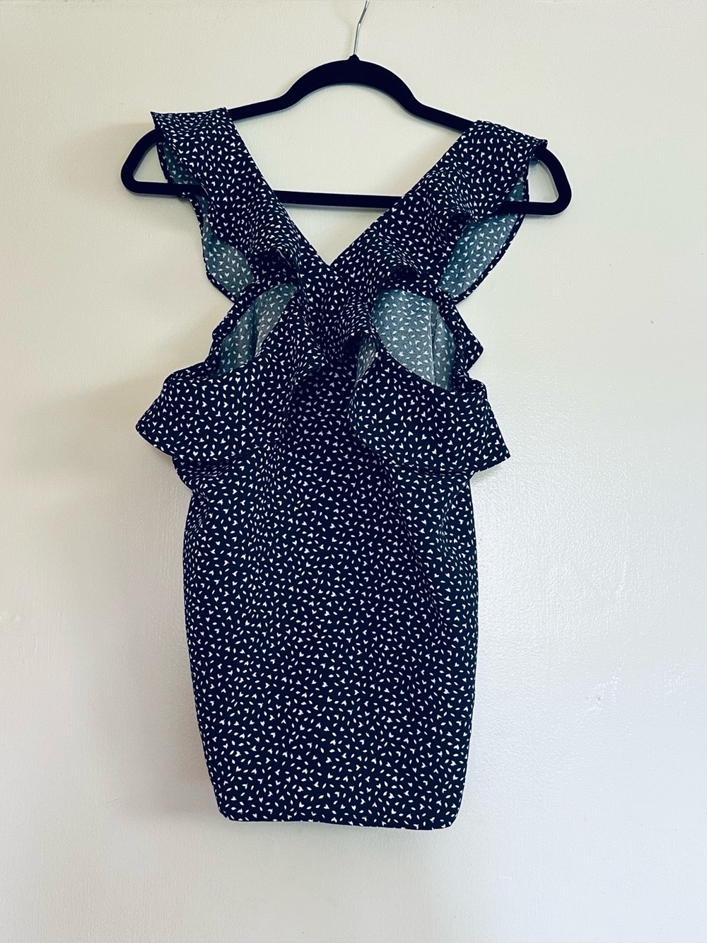 Banana Republic Navy Ruffled Top S